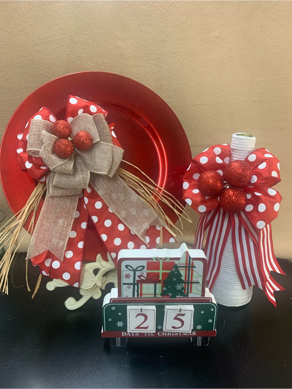 Home Holiday Red Polka Dot Burlap Accent Wreath Bow. Inv 581